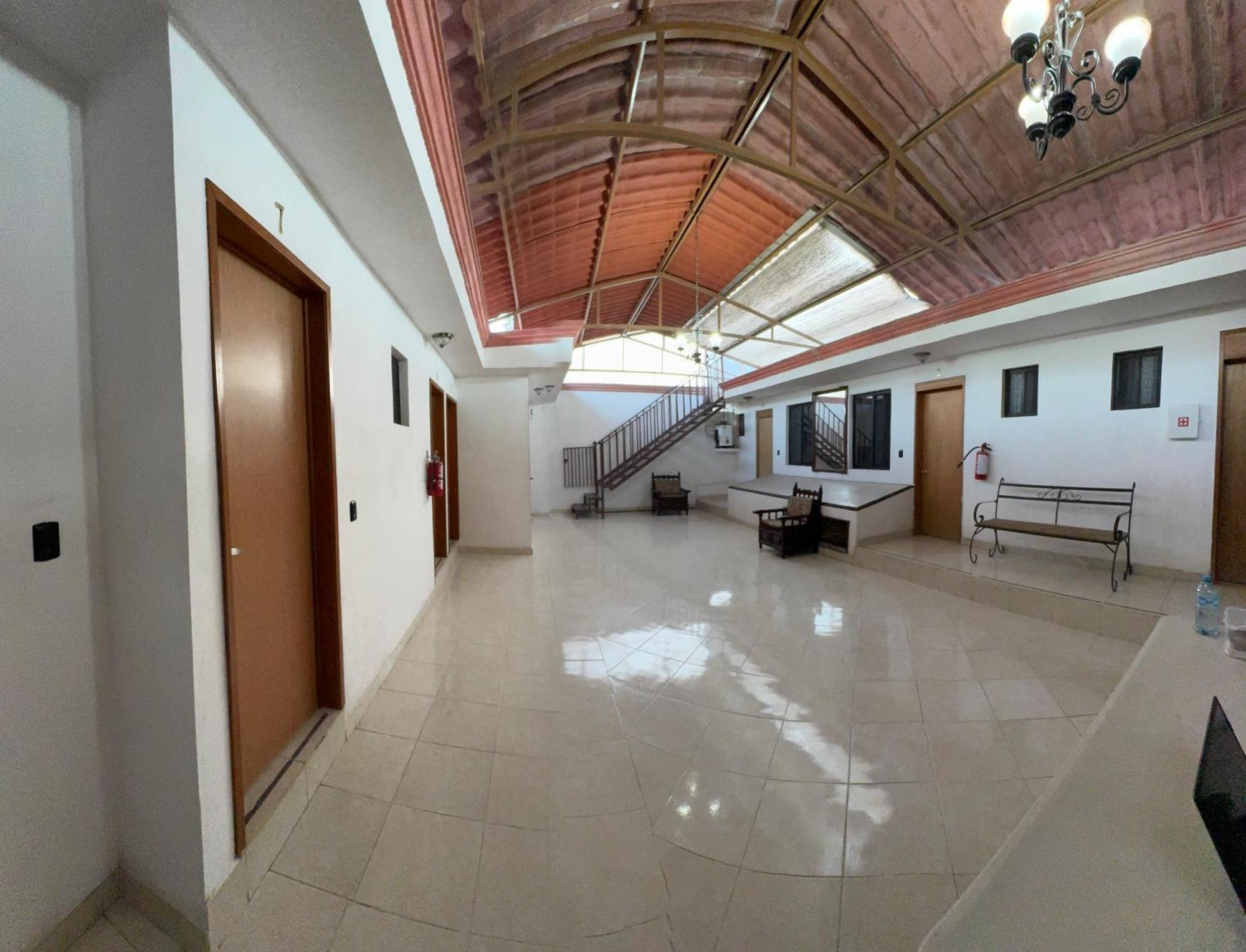 Hotel El Dorado Bernal Luaran gambar